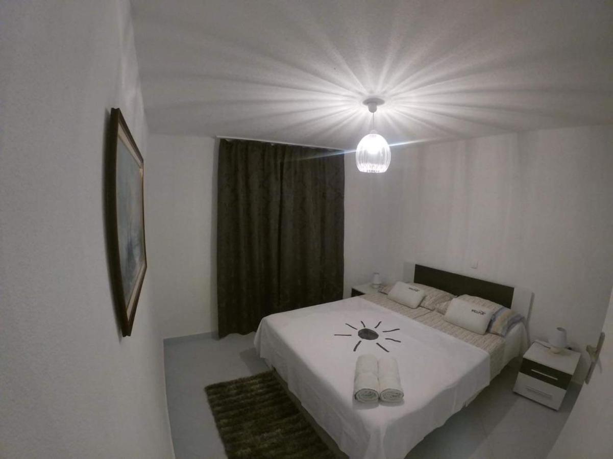 Apartmani Kate Stari Grad  Εξωτερικό φωτογραφία