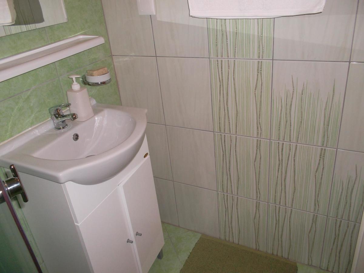 Apartmani Kate Stari Grad  Εξωτερικό φωτογραφία